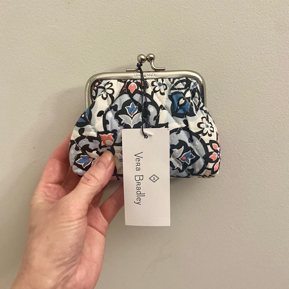 Vera Bradley Kiss Coin Purse In Lisbon Medallion New